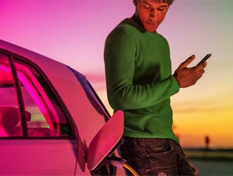 CA AUTO BANK 
LA BANCA DELLA MOBILITÀ PER UN PIANETA MIGLIORE